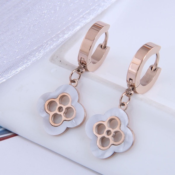 Jewelry - Blossom 🌸 Stainless Steel Earrings